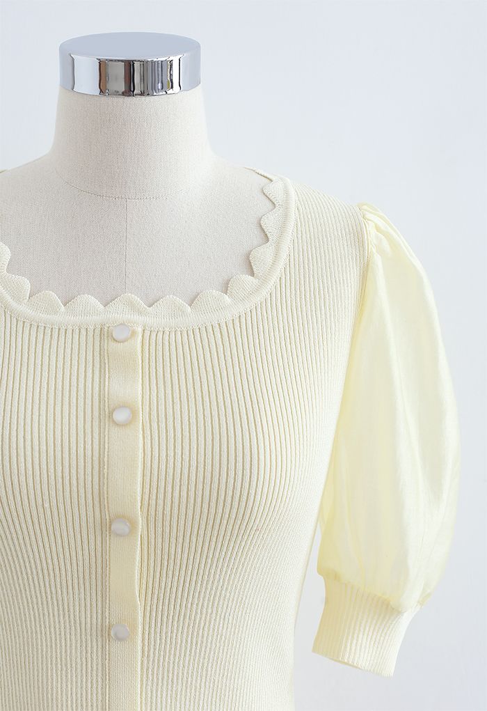 Haut court boutonné en tricot à manches épissées en jaune clair