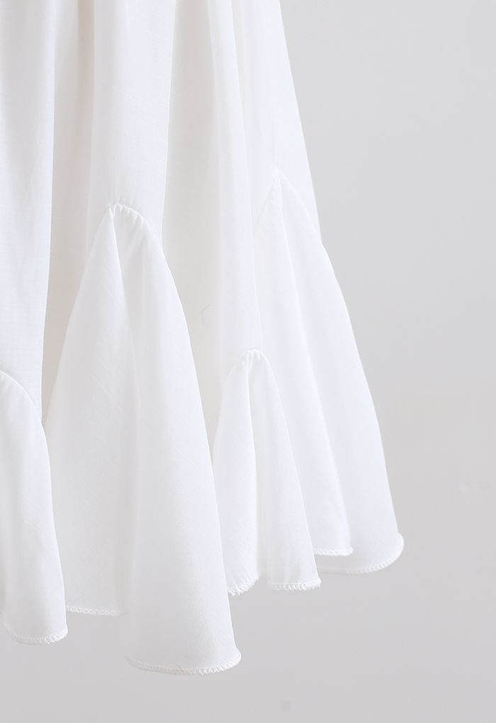 Mini-jupe à volants en blanc