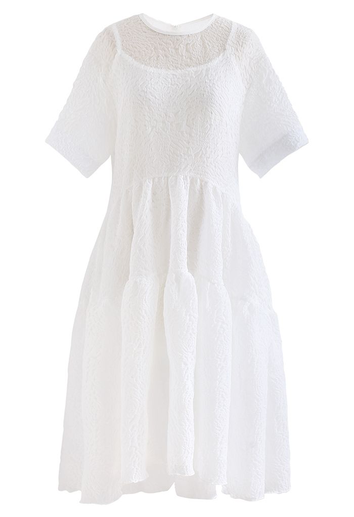 Robe Dolly transparente scintillante en relief à volants en blanc