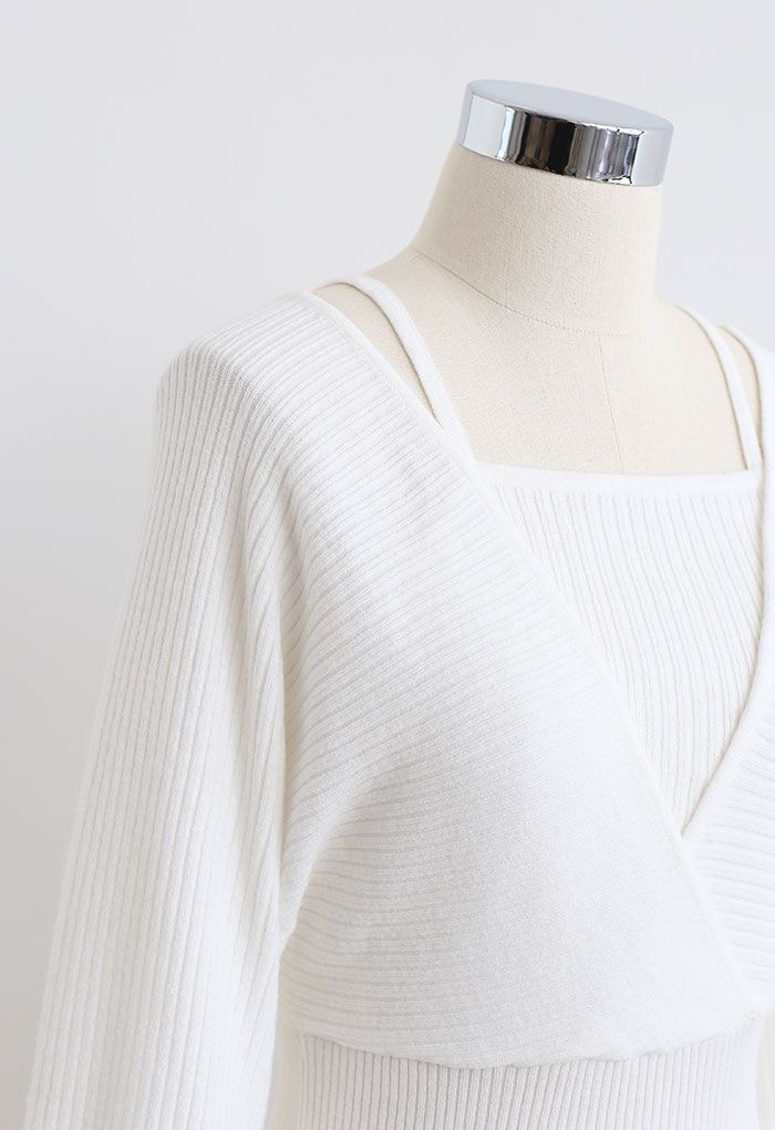 Faux haut en tricot cache-cœur deux pièces à épaules dénudées en blanc