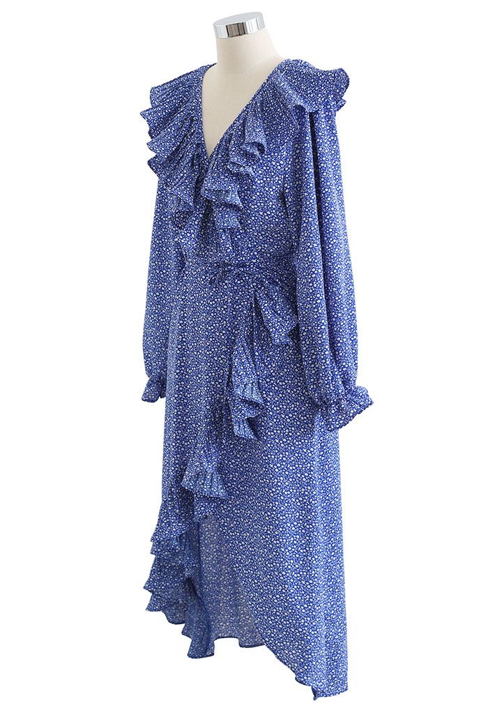 Robe mi-longue asymétrique à volants fleuris en bleu
