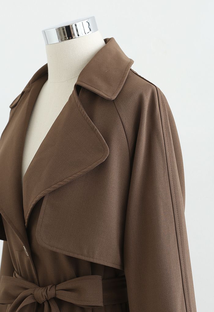 Robe mini-manteau boutonnée à rabat tempête en marron