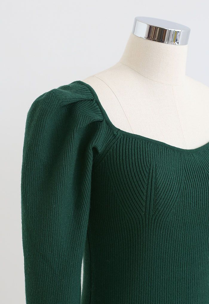 Haut court en tricot à col carré et manches Gigot en vert