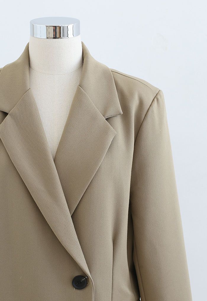 Manteau long à poche à simple boutonnage en fauve