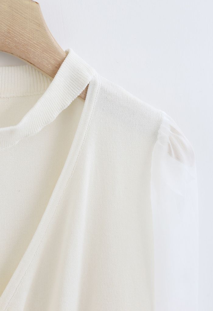 Haut en tricot enveloppé à manches transparentes en blanc