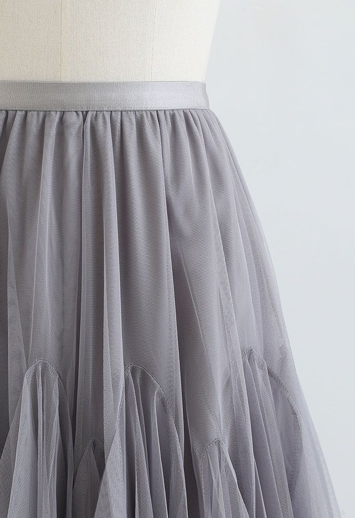 Mini-jupe en tulle à ourlet volanté en gris