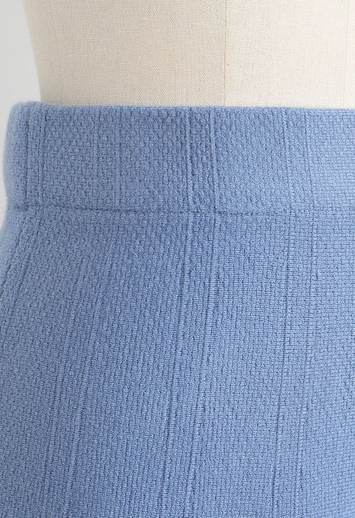 Jupe mi-longue en tricot texturé à ourlet évasé en bleu
