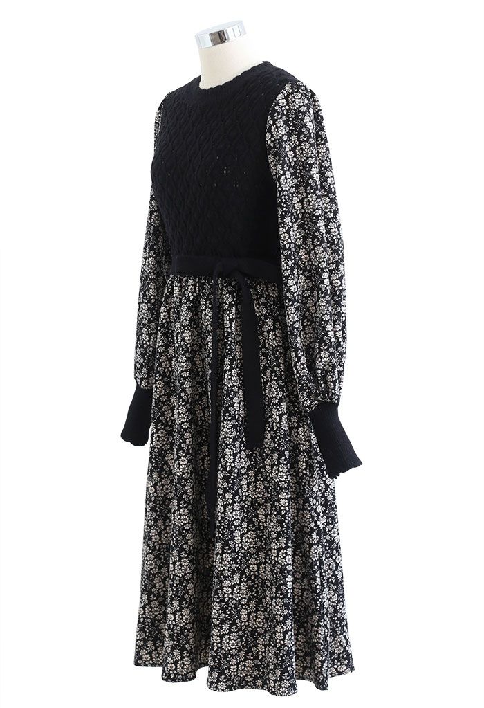 Robe mi-longue à fleurs en tricot épissé en noir