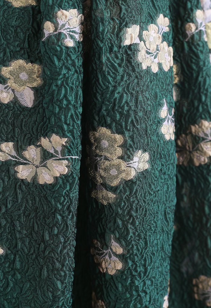Jupe mi-longue en jacquard gaufré floral en vert