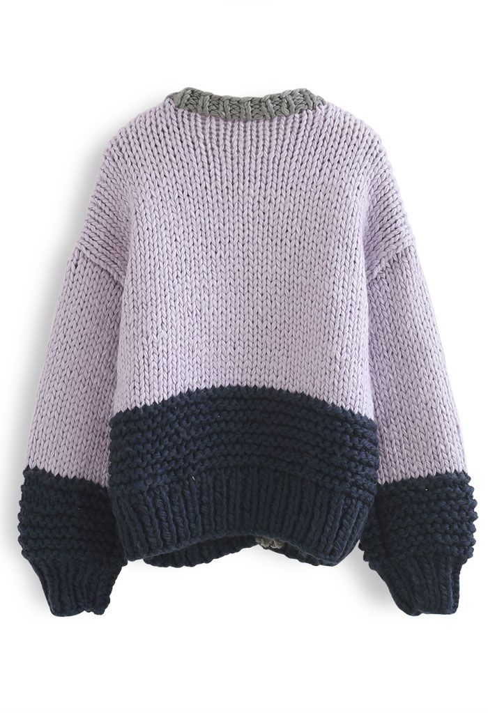 Cardigan épais tricoté à la main avec blocs de couleurs en violet