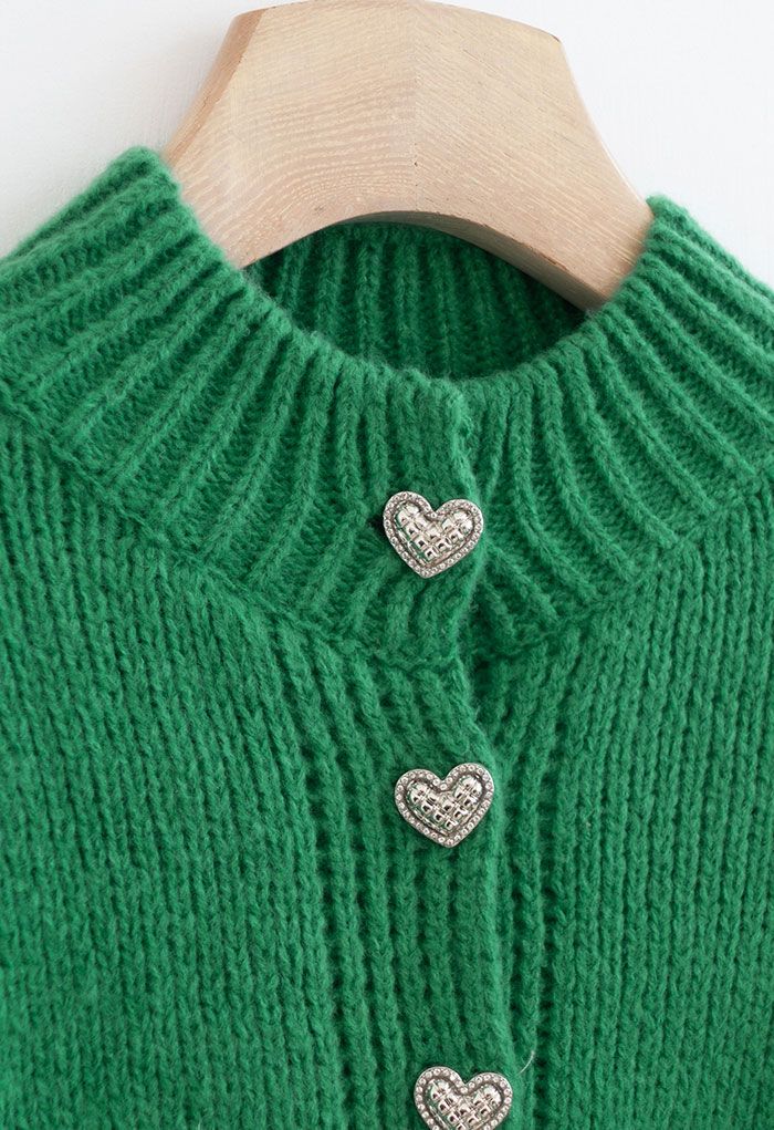 Cardigan en tricot à col cheminée et boutons en forme de cœur