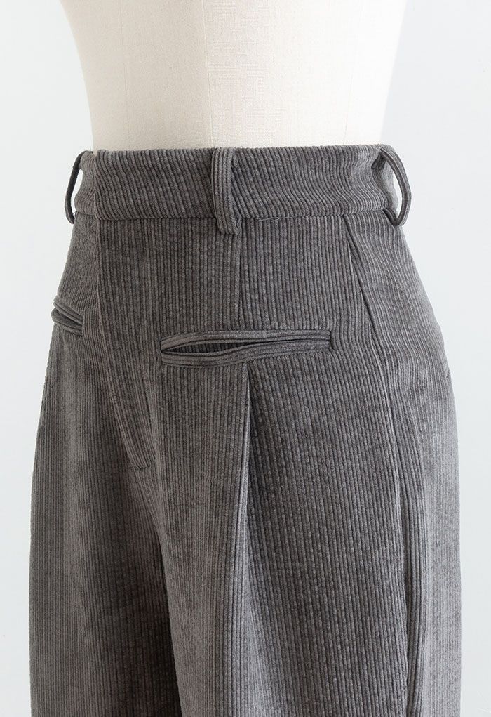 Pantalon droit texturé en velours côtelé gris
