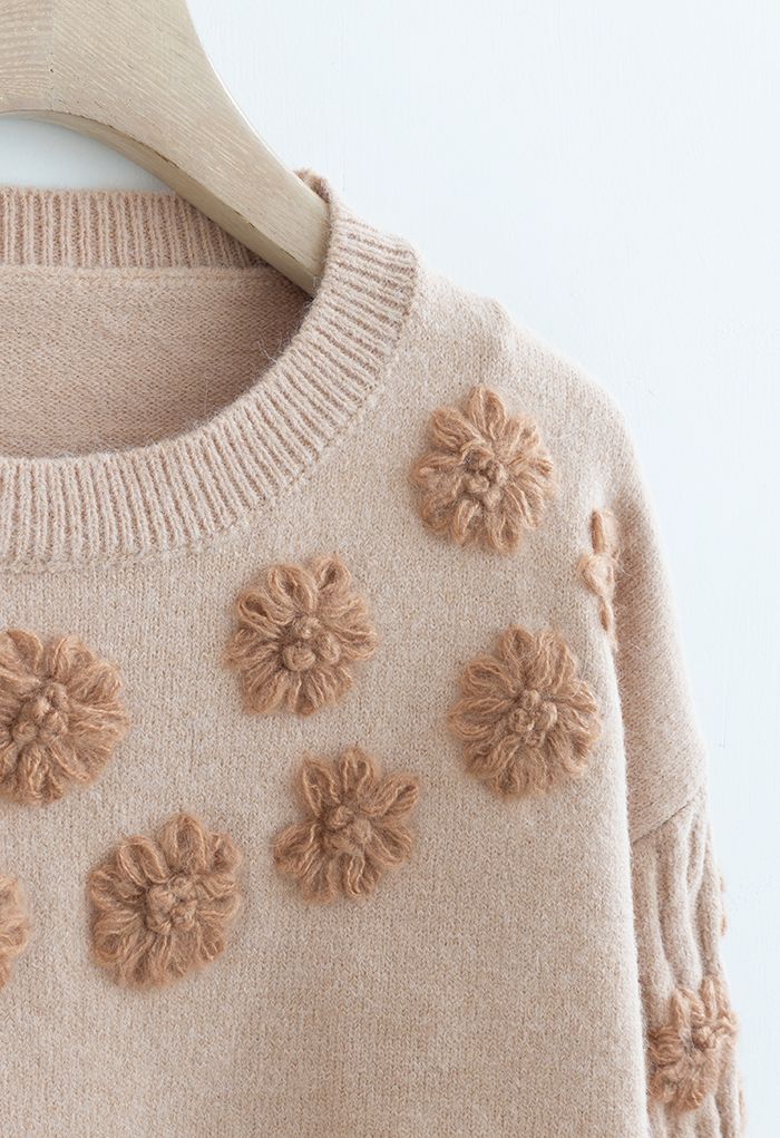 Pull en tricot à fleurs cousues à manches ondulées en rose