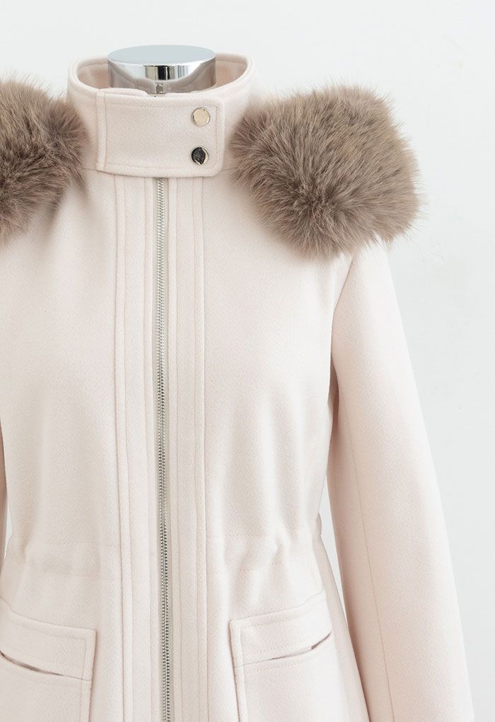 Manteau zippé en laine mélangée à capuche en fausse fourrure