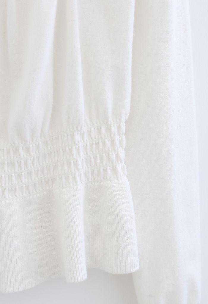 Haut en tricot péplum froncé à encolure carrée Pearl en blanc