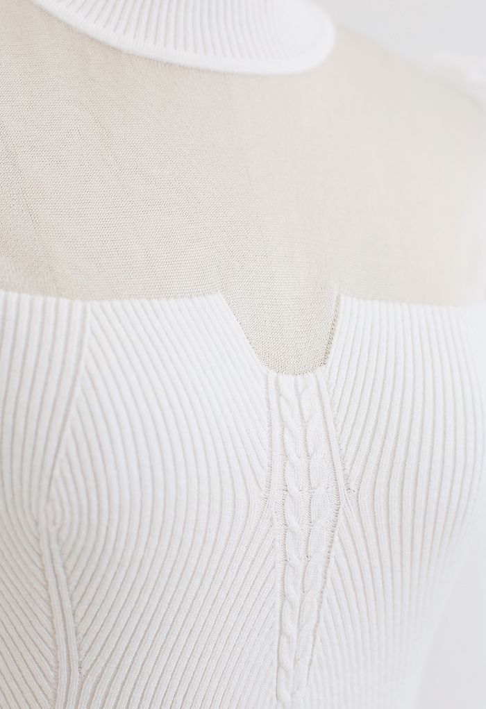 Haut en tricot à manches bouffantes en organza épissé en blanc