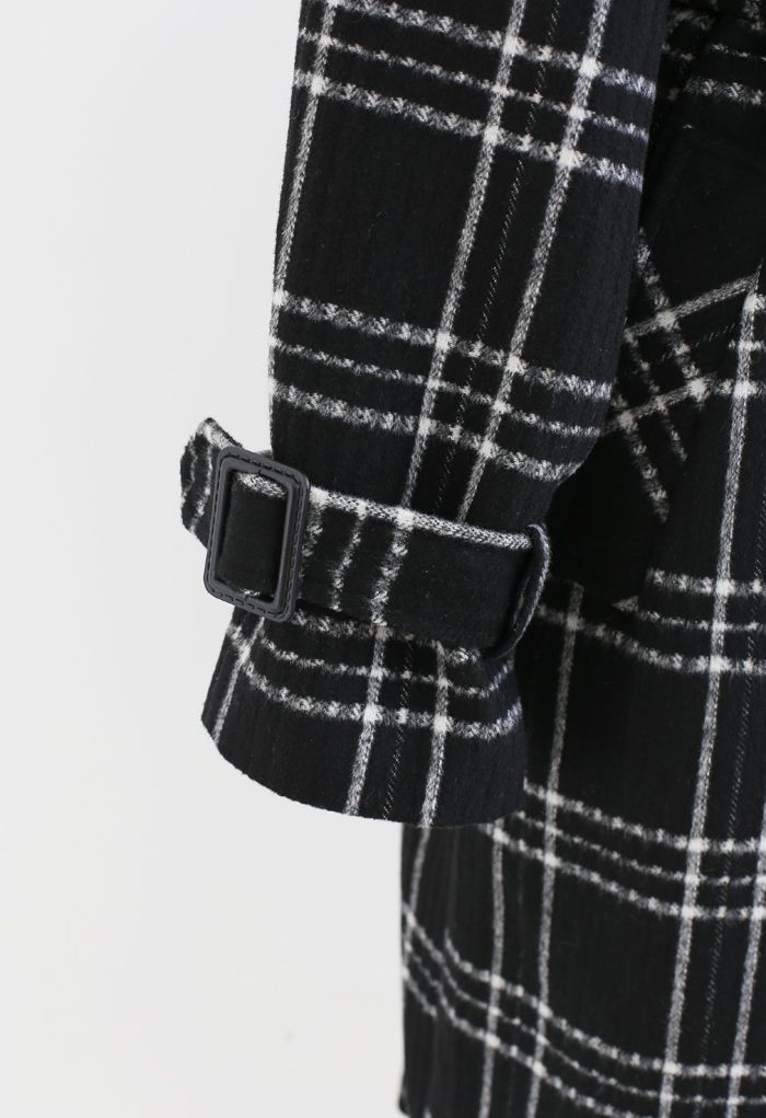 Manteau long en laine mélangée à carreaux noir avec ceinture