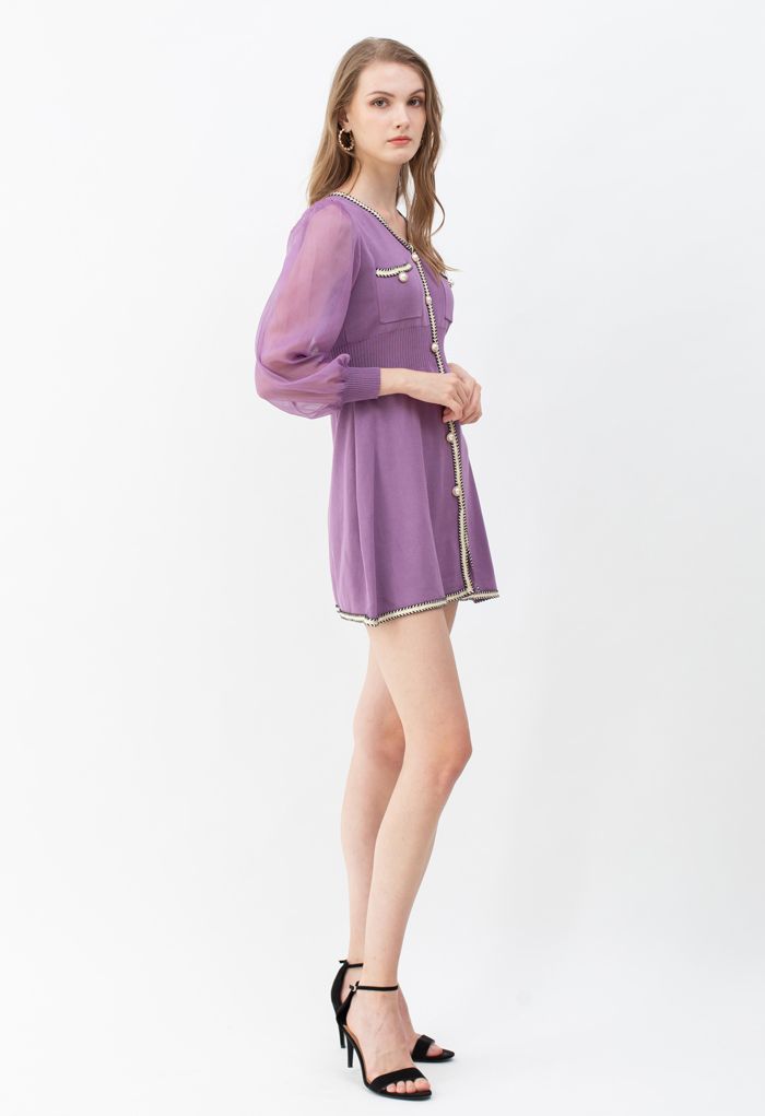 Robe en maille boutonnée à col en V et manches transparentes en lilas