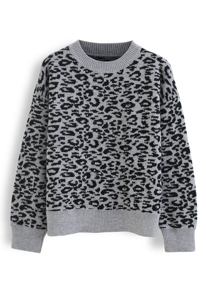 Pull en tricot à col rond et motif léopard en gris