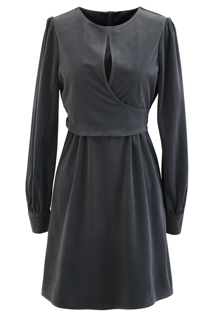 Mini robe portefeuille en velours côtelé à manches longues en gris