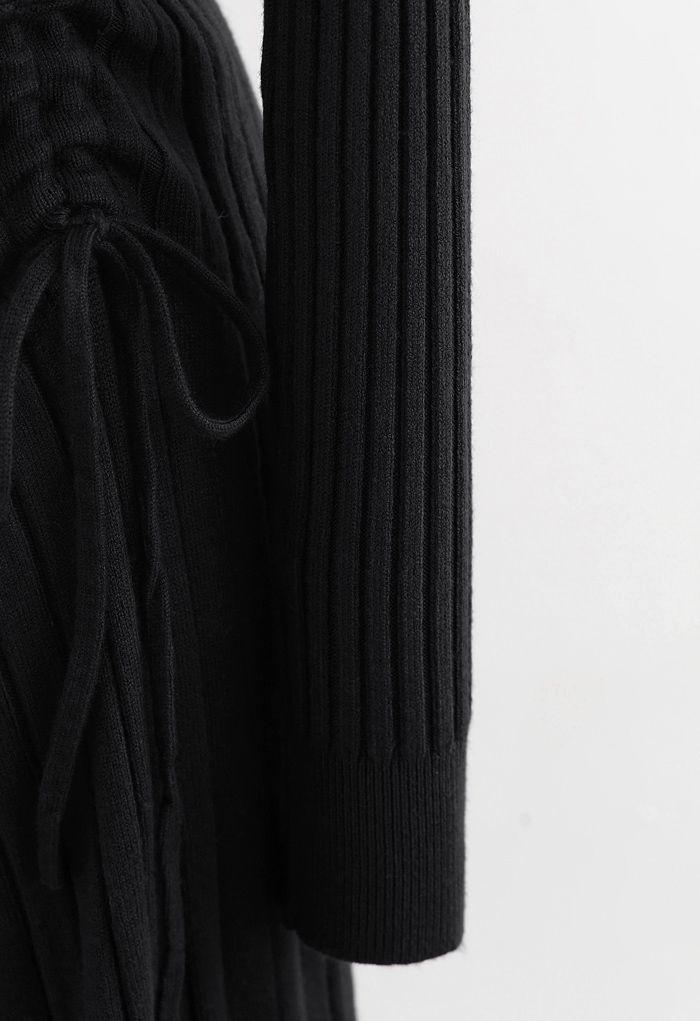 Robe mi-longue en maille côtelée à cordon de serrage sur le côté en noir