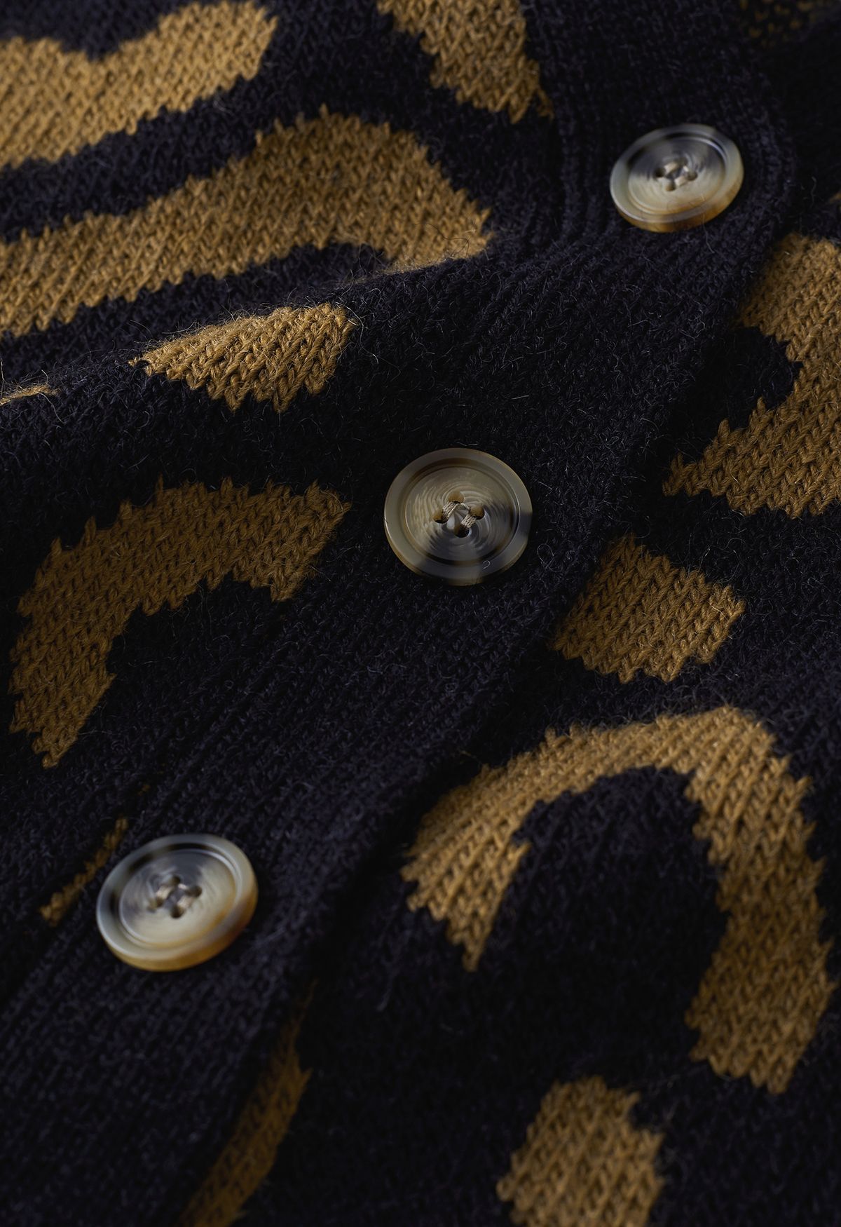 Cardigan en tricot boutonné à imprimé léopard