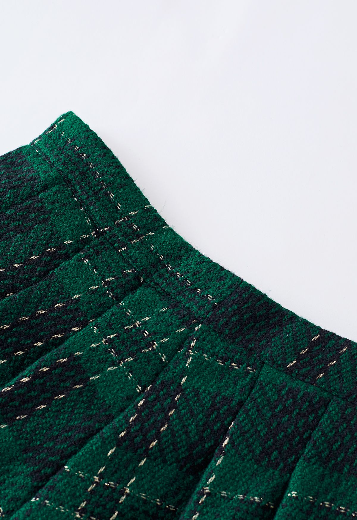 Ensemble veste courte en tweed à carreaux métallisés et jupe plissée en vert