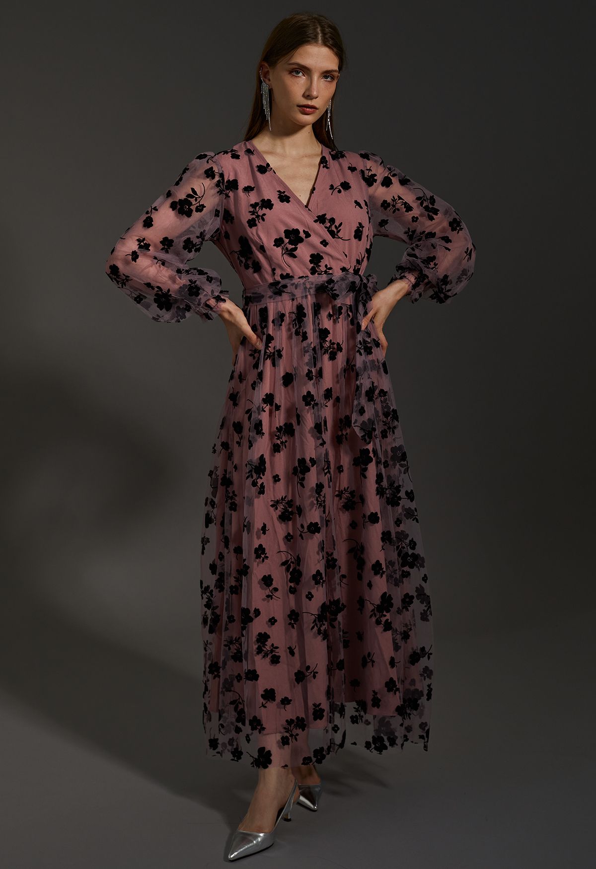 3D Posy Mesh Wrap Maxi Dress en Rose