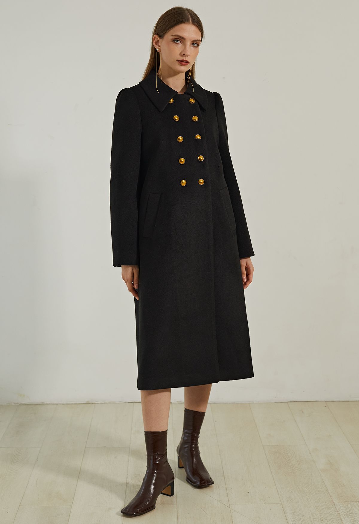 Manteau droit en laine mélangée à double boutonnage en noir