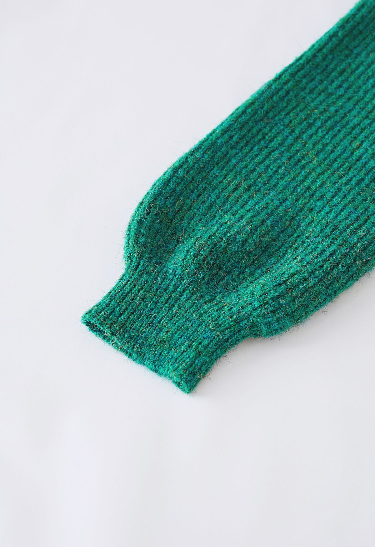 Pull côtelé à manches bouffantes en tricot mélangé en vert
