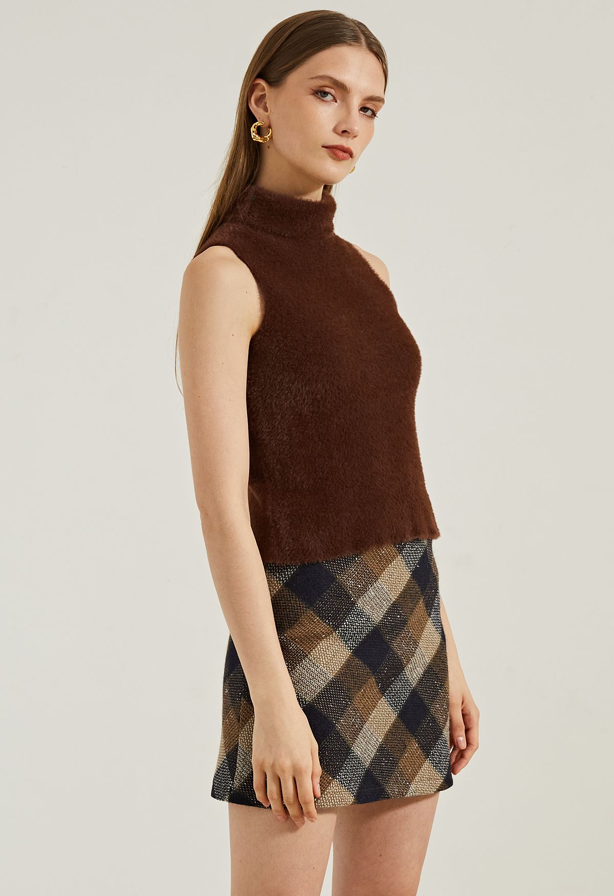 Mini-jupe en tweed à carreaux rétro en fauve