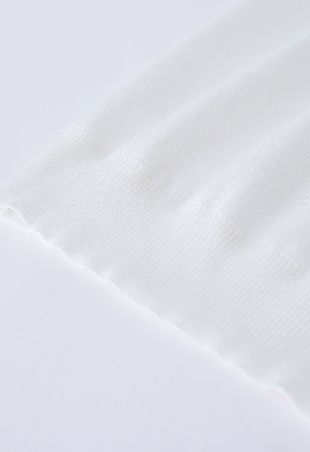 Haut en tricot à manches crochet Paisley en blanc
