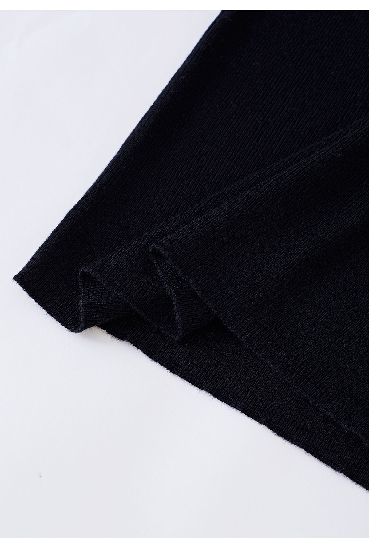 Haut en tricot ajusté bicolore à col roulé en noir