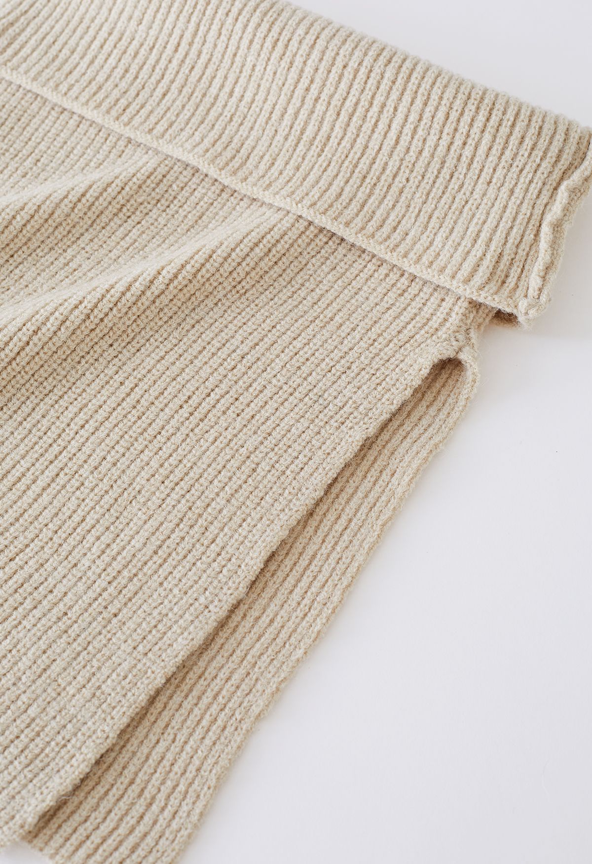 Pull en tricot côtelé à écharpe amovible en flocons d'avoine