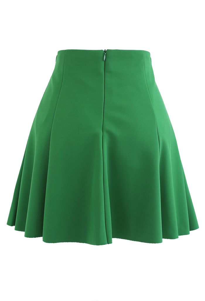 Mini-jupe évasée à ourlet brut en vert