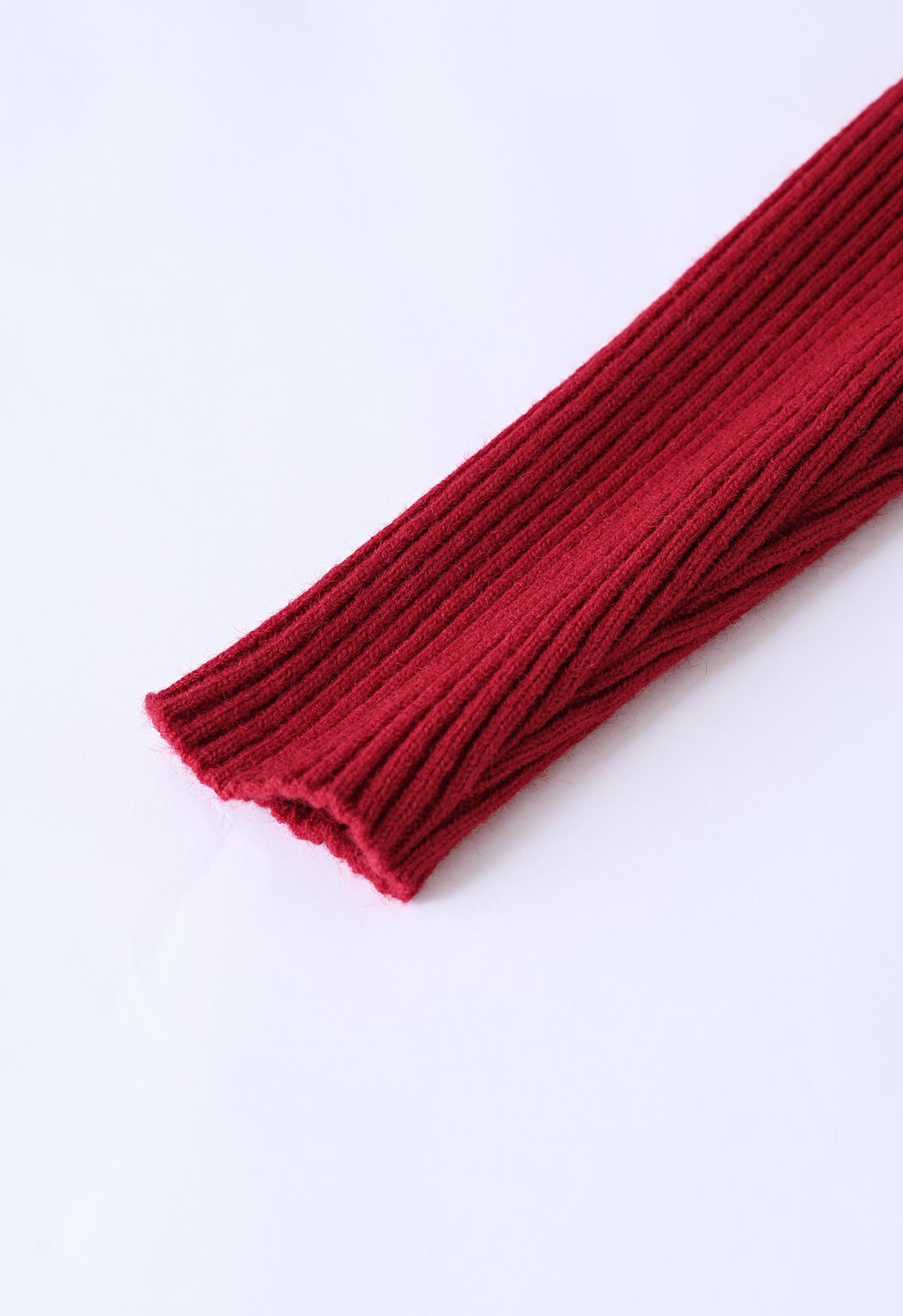 Haut court en tricot à épaules dénudées Courtly en rouge