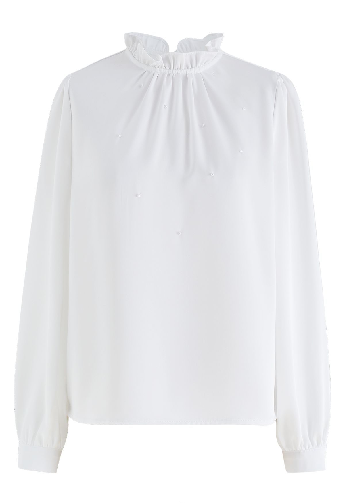Chemise en satin ornée de perles à encolure volantée en blanc