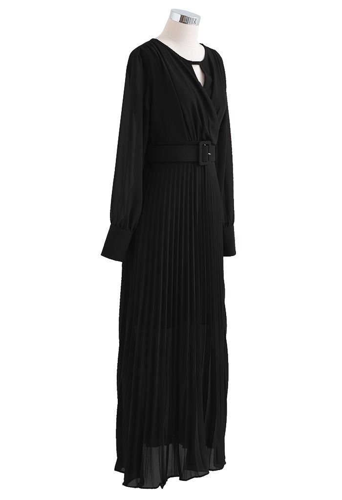 Robe longue plissée portefeuille en mousseline fluide en noir
