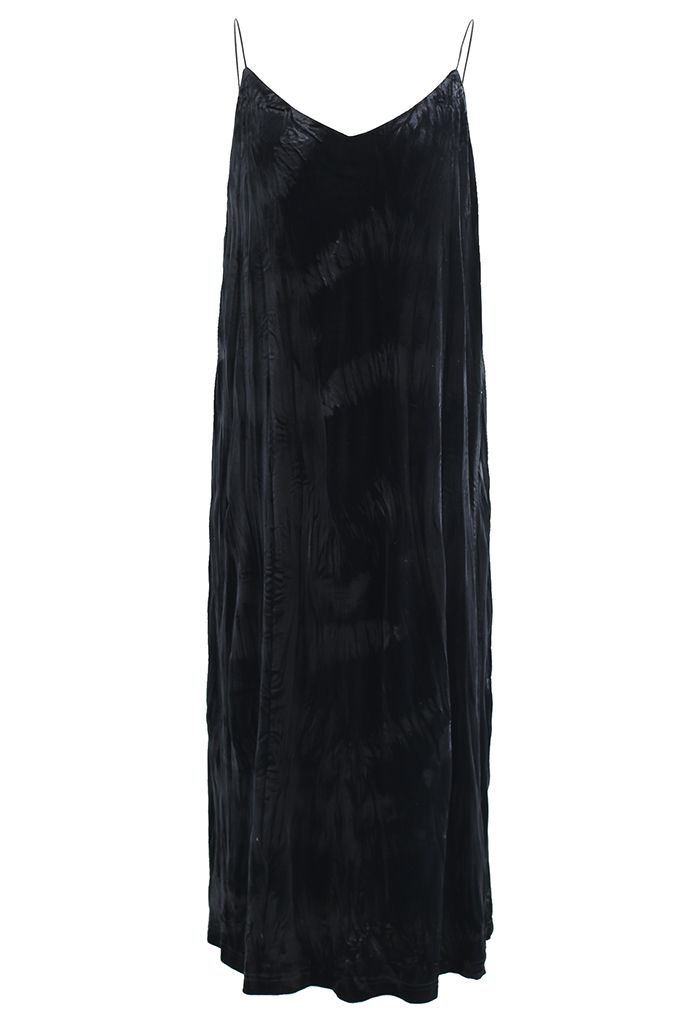 Robe caraco subtile en velours plissé en noir