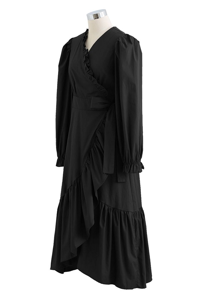 Robe en coton enveloppée à ourlet asymétrique à volants en noir
