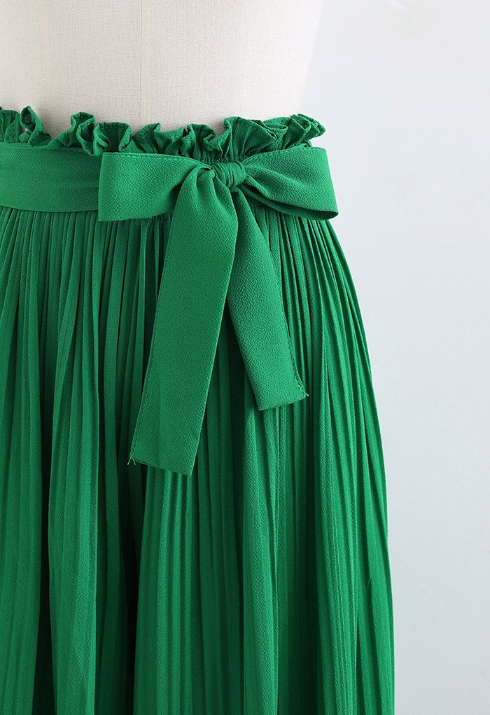 Pantalon large plissé à taille nouée en vert