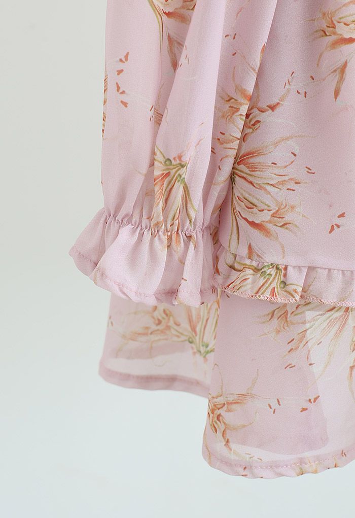 Mini-robe en mousseline à fleurs avec nœud sur le devant en rose