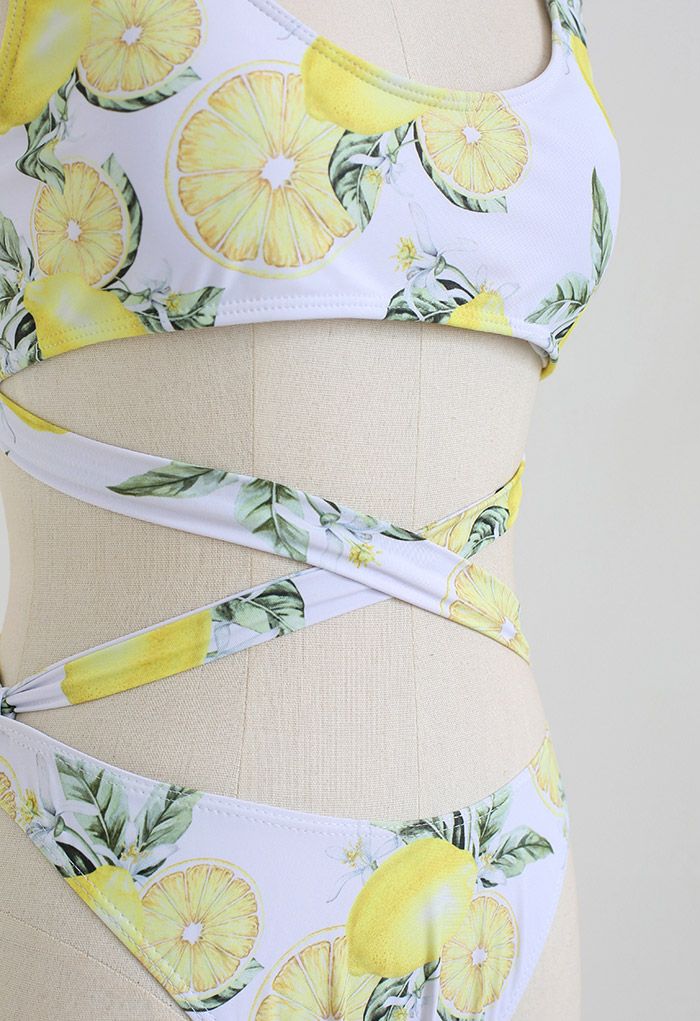Ensemble de bikini à taille croisée et imprimé citron