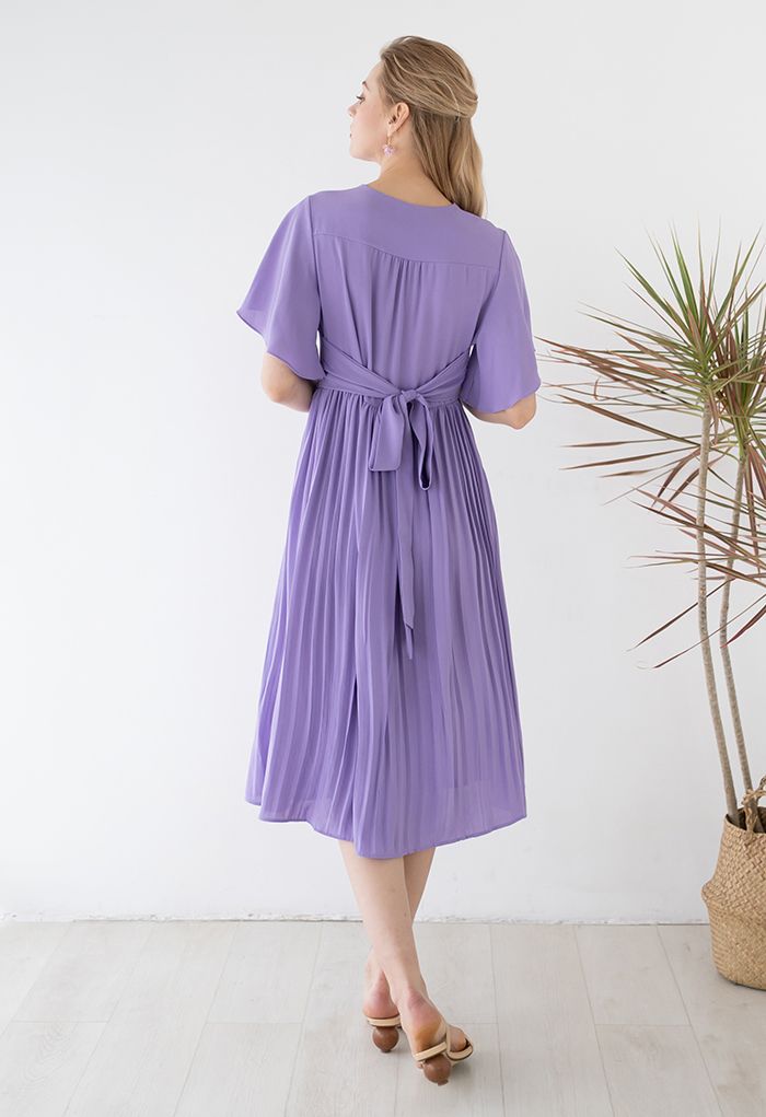 Robe mi-longue plissée à taille nouée effet portefeuille en lilas
