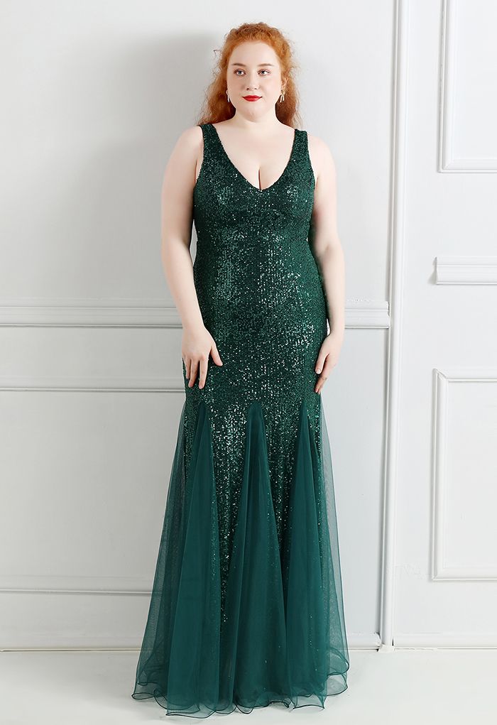 Robe sirène à empiècements en maille et sequins en émeraude