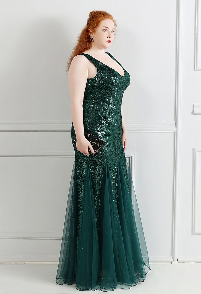 Robe sirène à empiècements en maille et sequins en émeraude