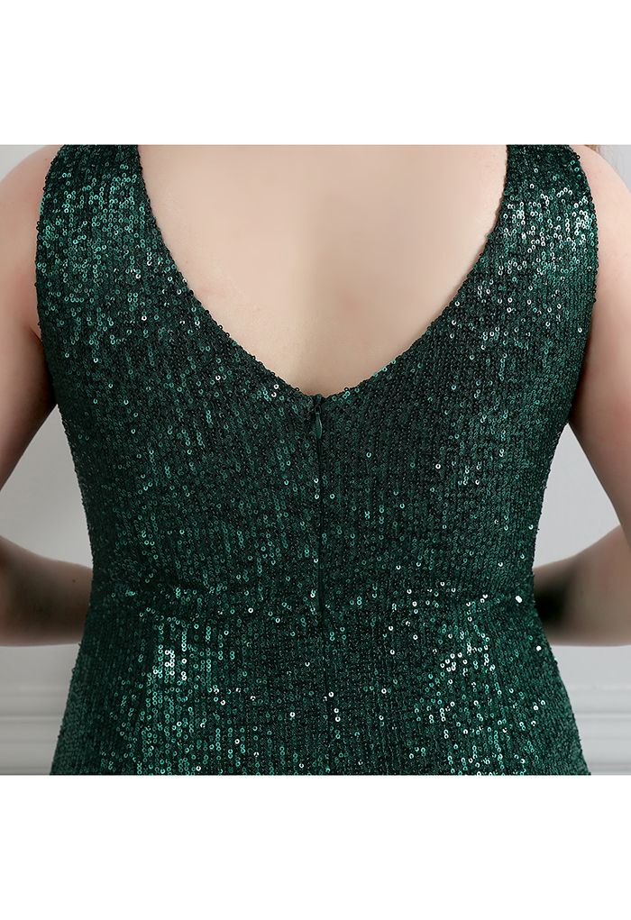 Robe sirène à empiècements en maille et sequins en émeraude