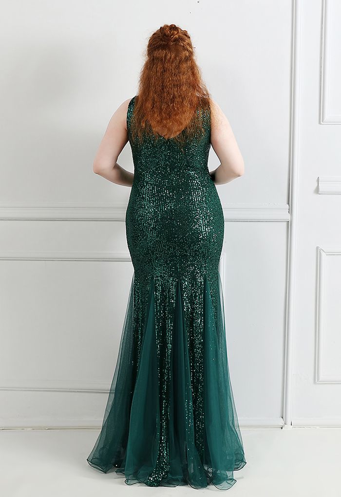 Robe sirène à empiècements en maille et sequins en émeraude