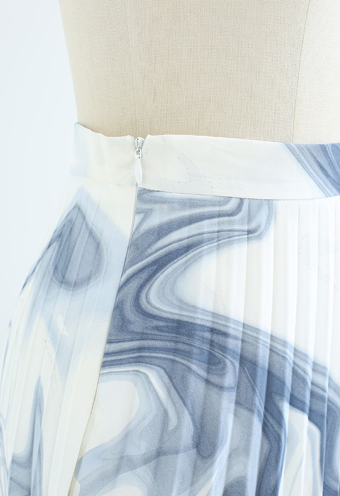 Jupe mi-longue plissée à imprimé tourbillon aquarelle en bleu