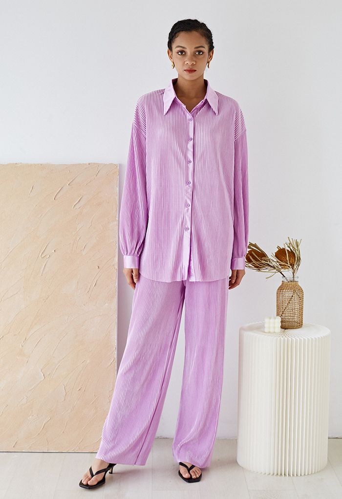 Ensemble chemise plissé plissé et pantalon en lilas